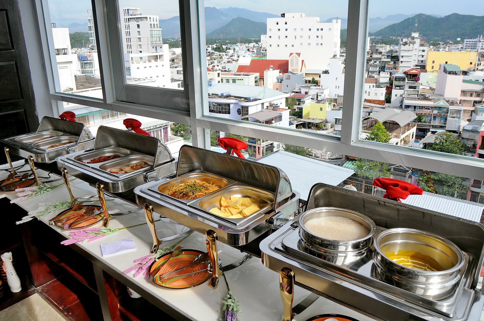 Full House Hotel Nha Trang Exterior photo